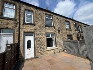 Summer Street, Netherton, Huddersfield, HD4 7JG