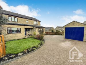 Pastures Way, Golcar, Huddersfield, HD7 4QG